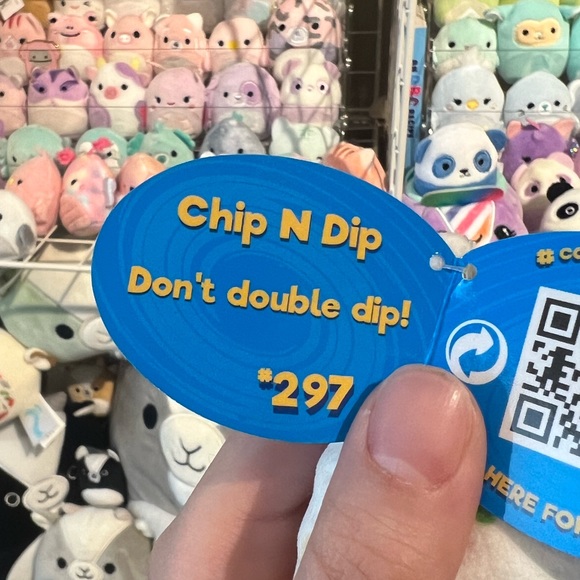 Cats vs Pickles CVP “Chip n Dip” Bean 4” Stuffed Plush - Picture 3 of 3